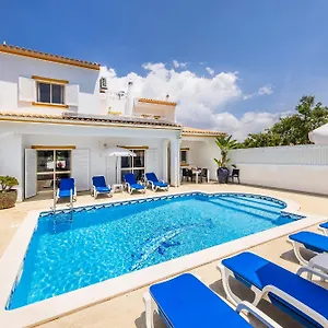 Holiday home Chiquito - Private Pool&parking - Bbq&ac&wi-fi, Albufeira